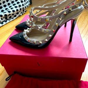 Valentino patent leather rockstud heel size 7.5